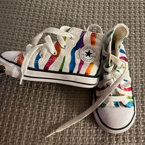Girls Converse sneakers.